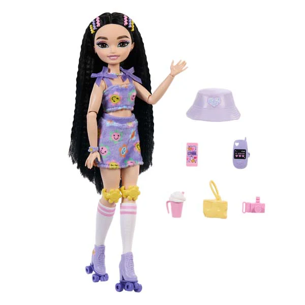 Barbie Dream Besties Skate Party Renee  Doll And Accessories - Image 3