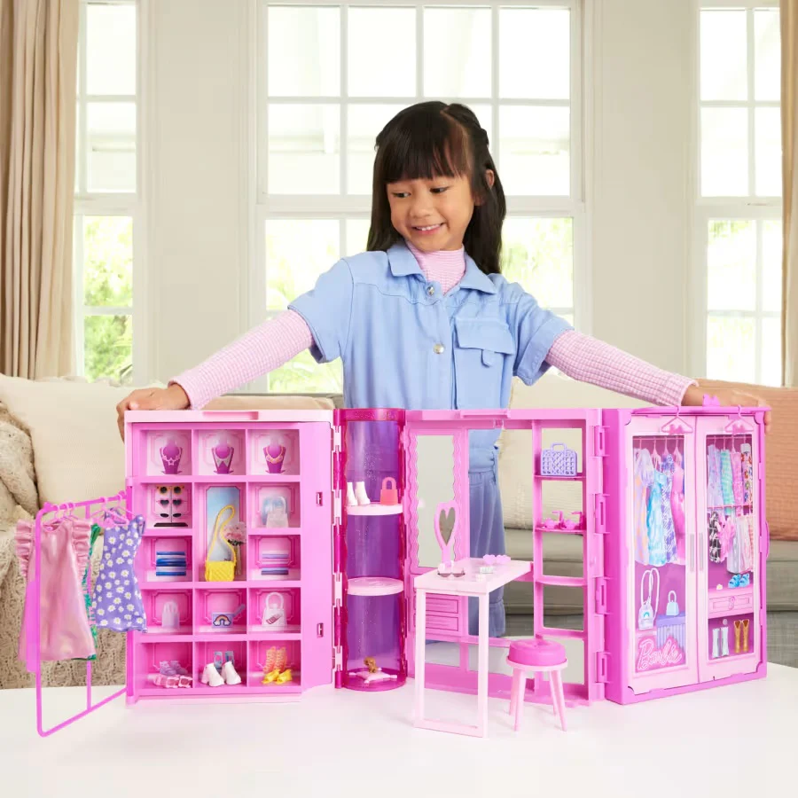 Barbie Dream Closet Doll Playset And Accessories - Image 3