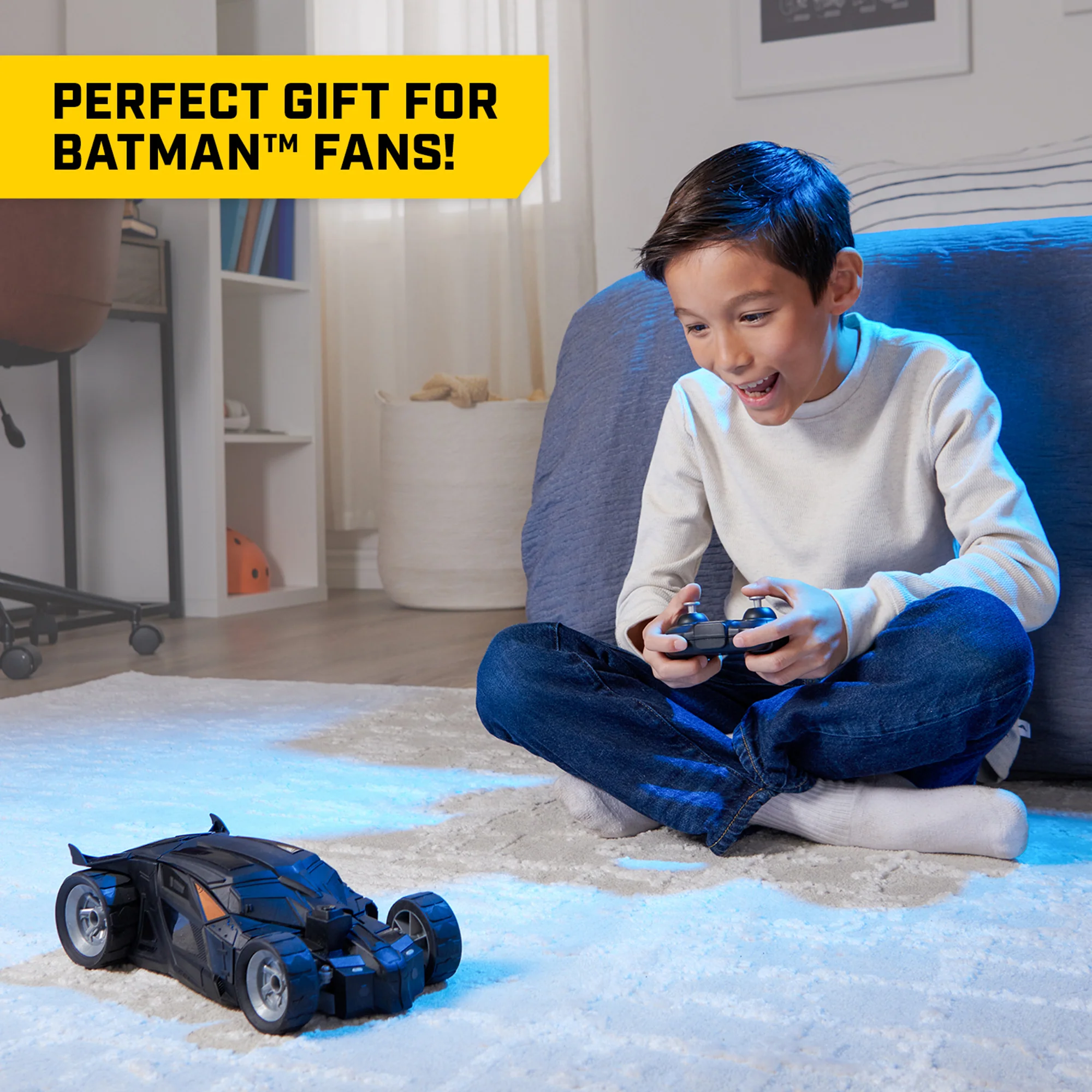 Batman 1:20th Remote Control Batmobile - Image 4