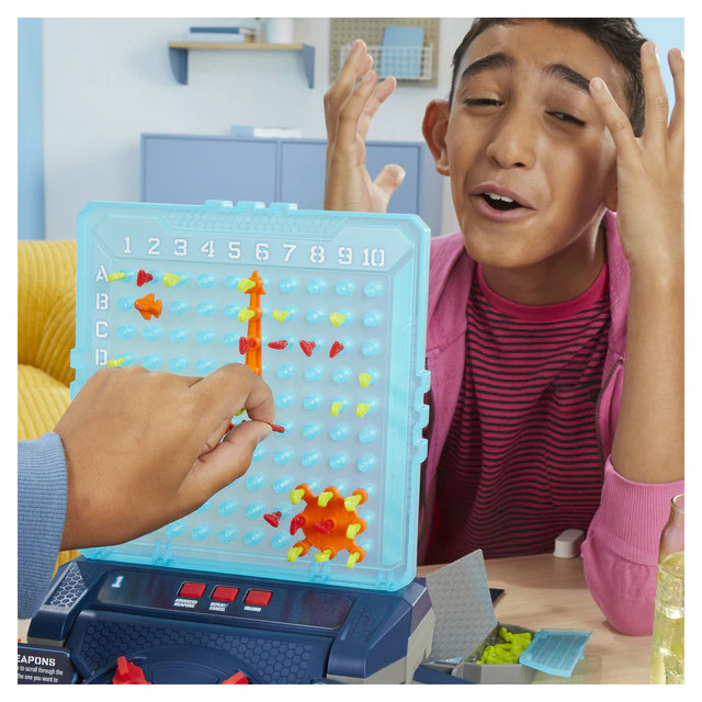 Battleship Reloaded Electronic Board Game - Image 9