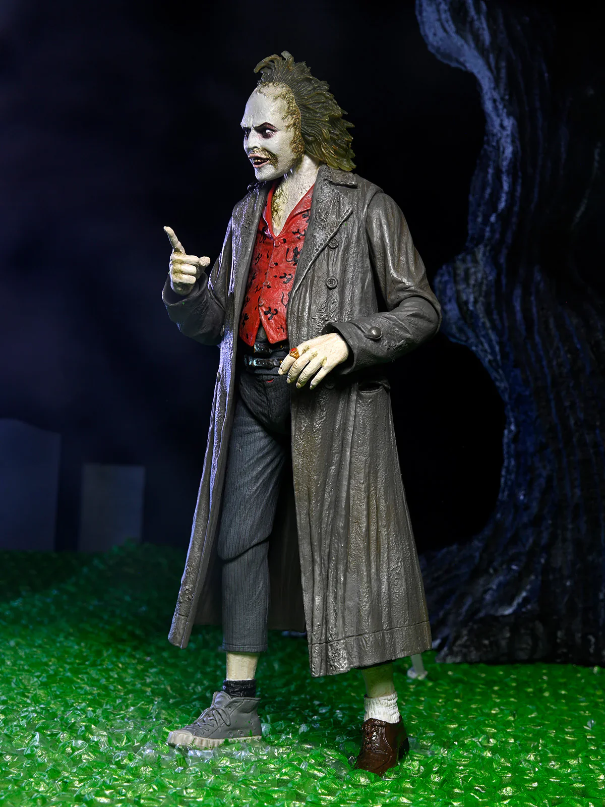 Beetlejuice (1988) Ultimate Beetlejuice Tour Guide 'The Bio-Exorcist' 7" Scale Action Figure - Image 4