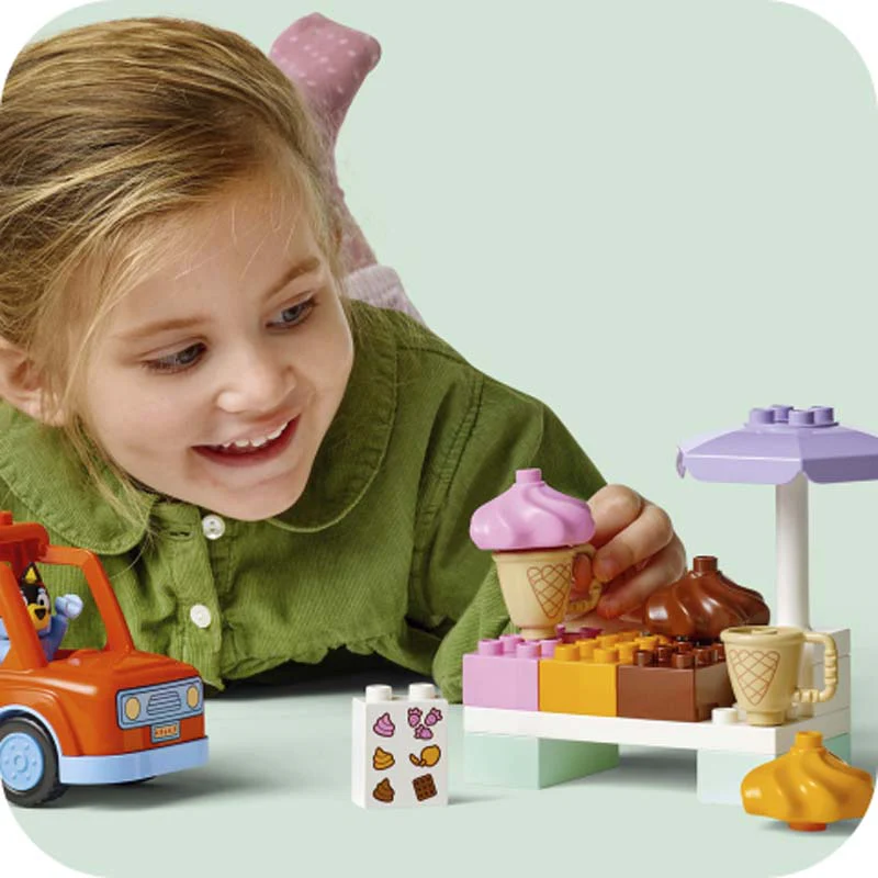 LEGO DUPLO Ice Cream Trip with Bluey 10458 - Image 2