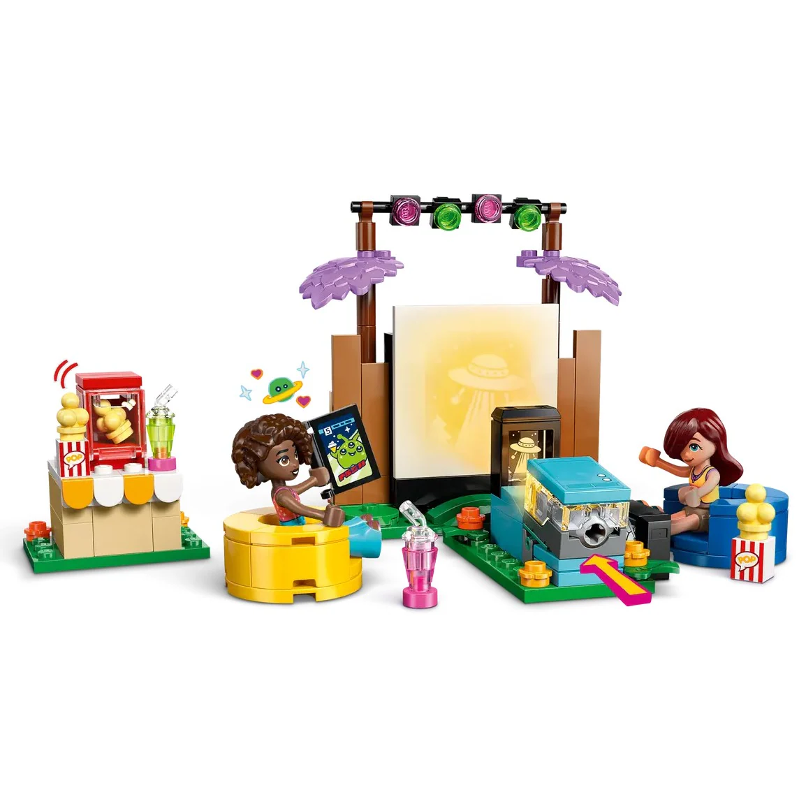 LEGO Friends Friendship Movie Night 42642 - Image 3