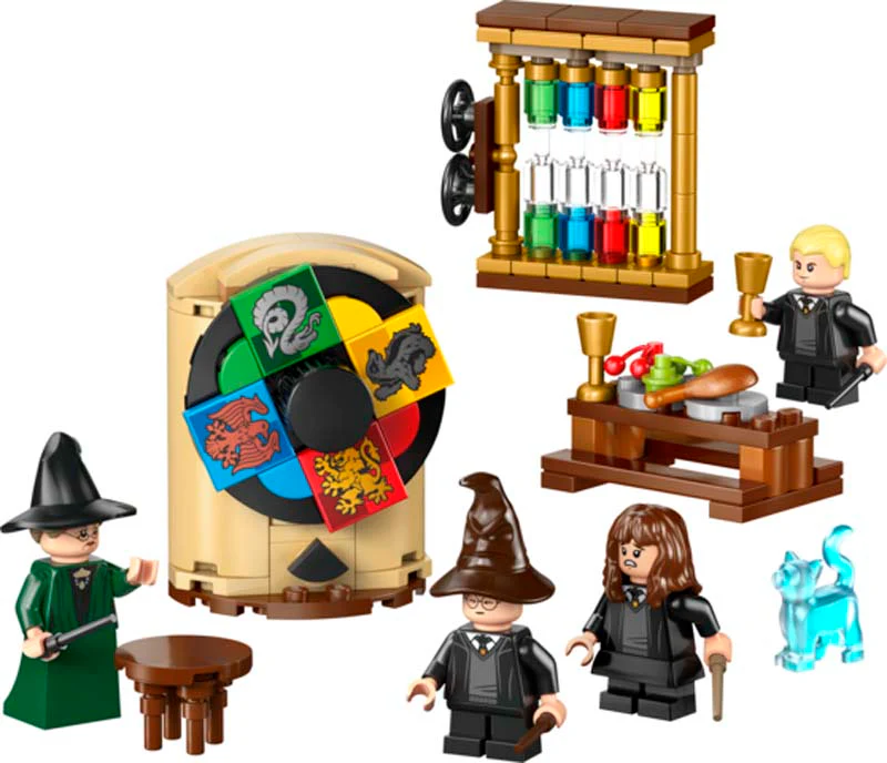 LEGO Harry Potter TM Hogwarts™ Castle: Sorting Hat™ Ceremony - Image 2