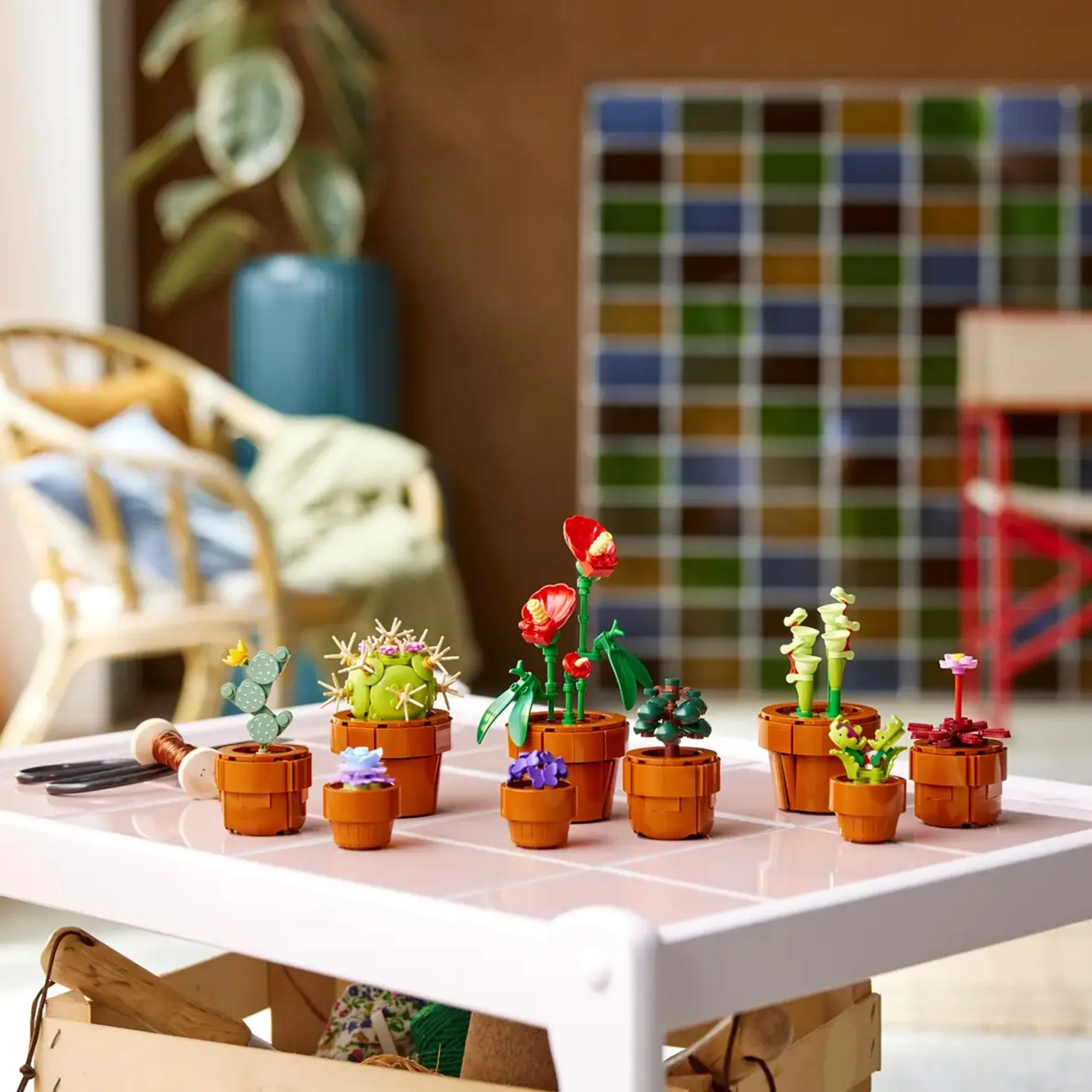 LEGO Botanicals Tiny Plants 10329, (758-pieces) - Image 6
