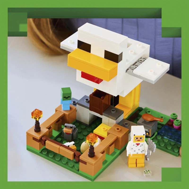 LEGO Minecraft Chicken Farm 21585 - Image 4