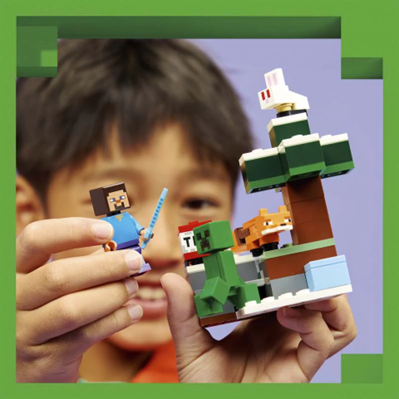 LEGO Minecraft Steve's Taiga Adventure 21583 - Image 2
