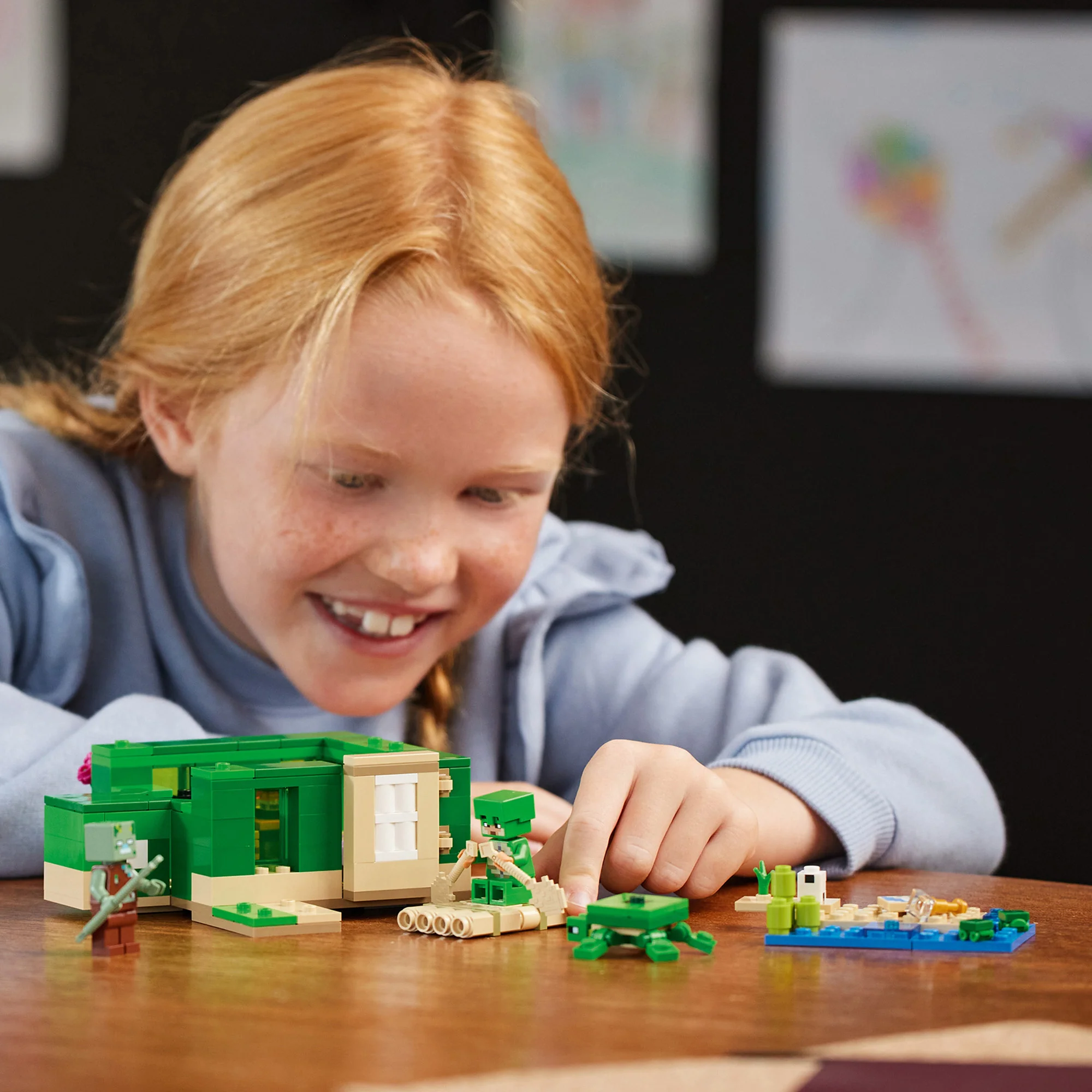 LEGO Minecraft The Turtle Beach House 21254, (234-pieces) - Image 8