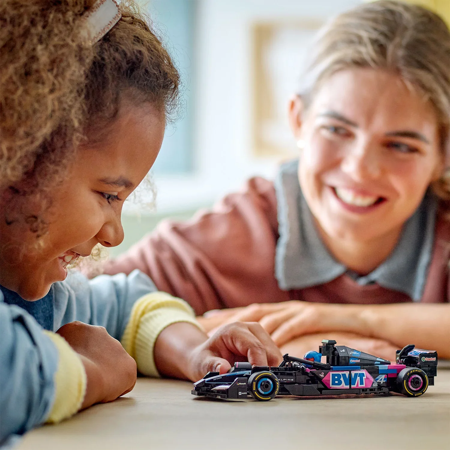 LEGO Speed Champions BWT Alpine F1 Team A524 Race Car - Image 5