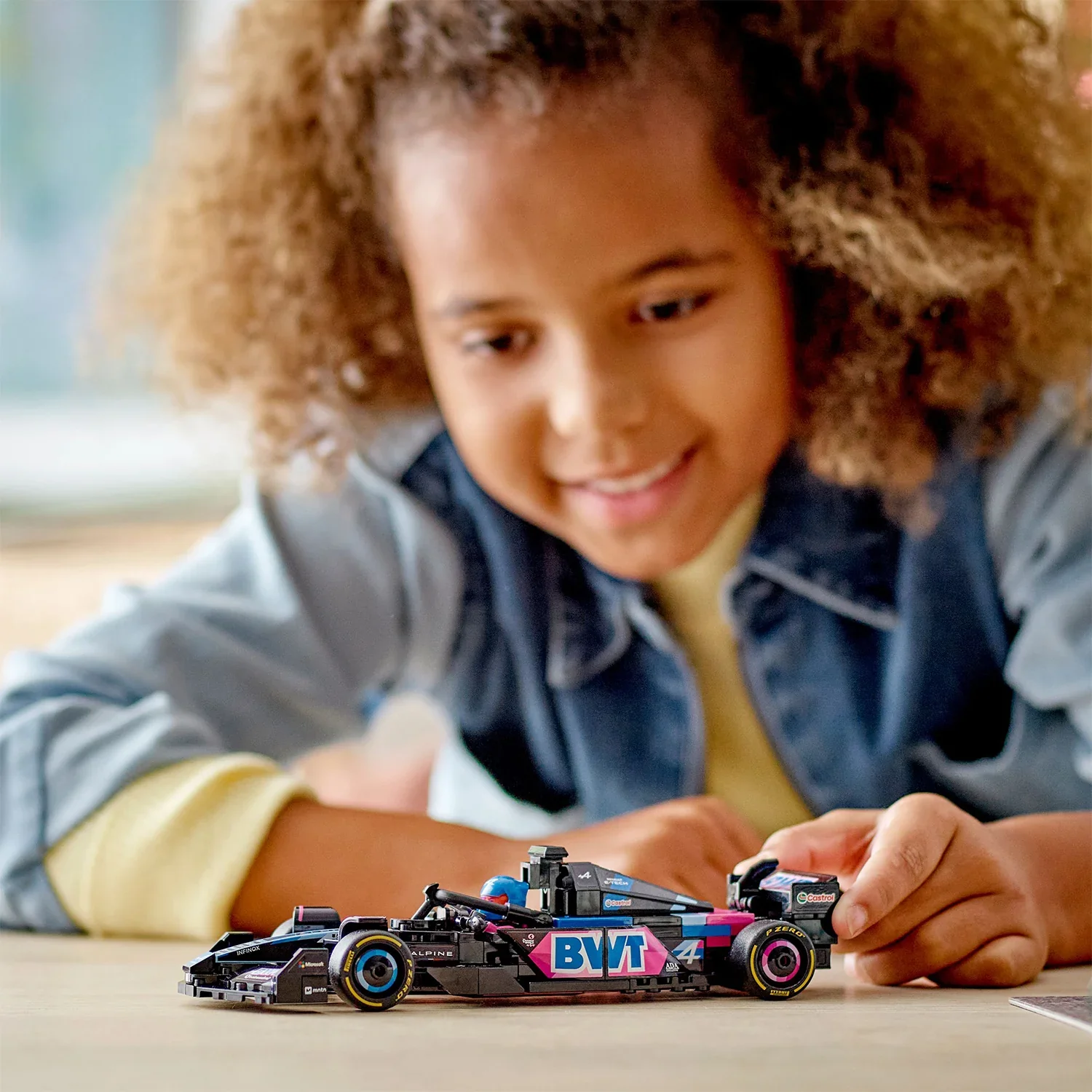 LEGO Speed Champions BWT Alpine F1 Team A524 Race Car - Image 7