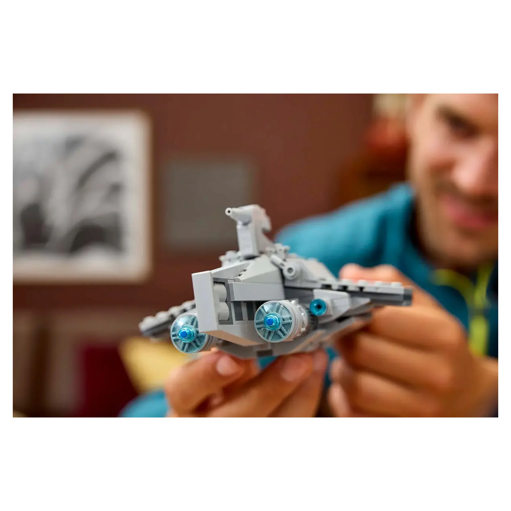 LEGO Star Wars Acclamator-Class Assault Ship 75404 - Image 8