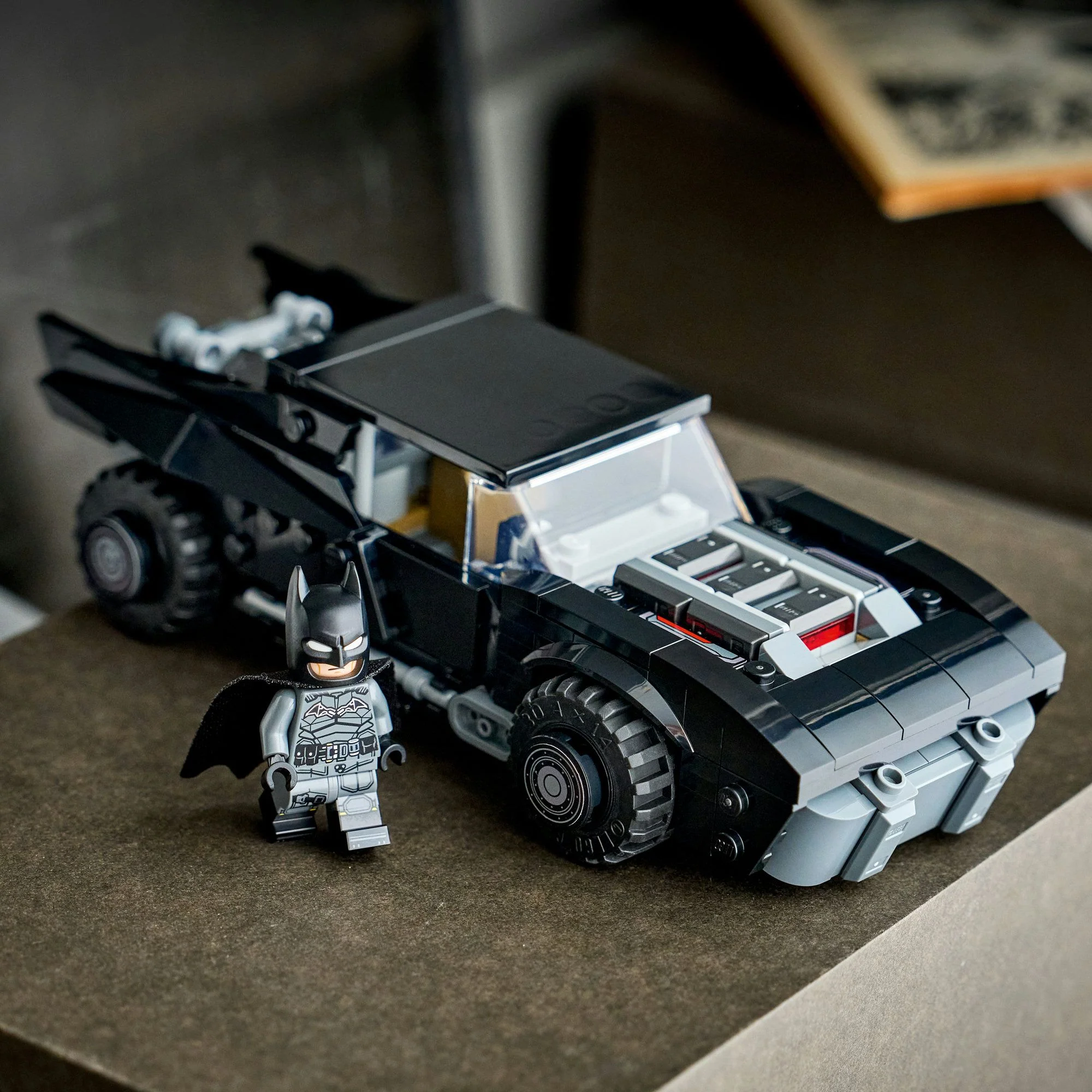 LEGO Super Heroes DC The Batman Batmobile - Image 3