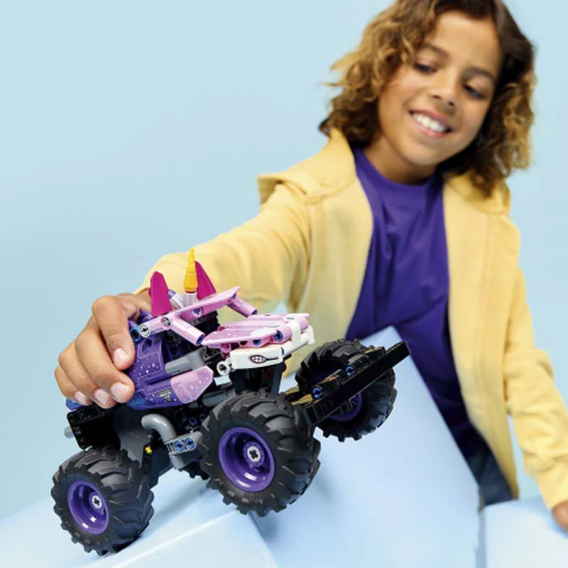 LEGO Technic Monster Jam™ Sparkle Smash™ Pull-Back - Image 3