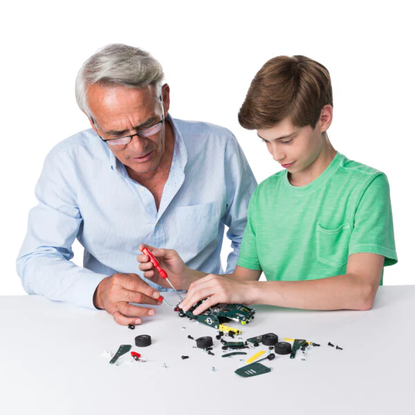 Meccano 5 Multi Model Set - Roadster - Image 10