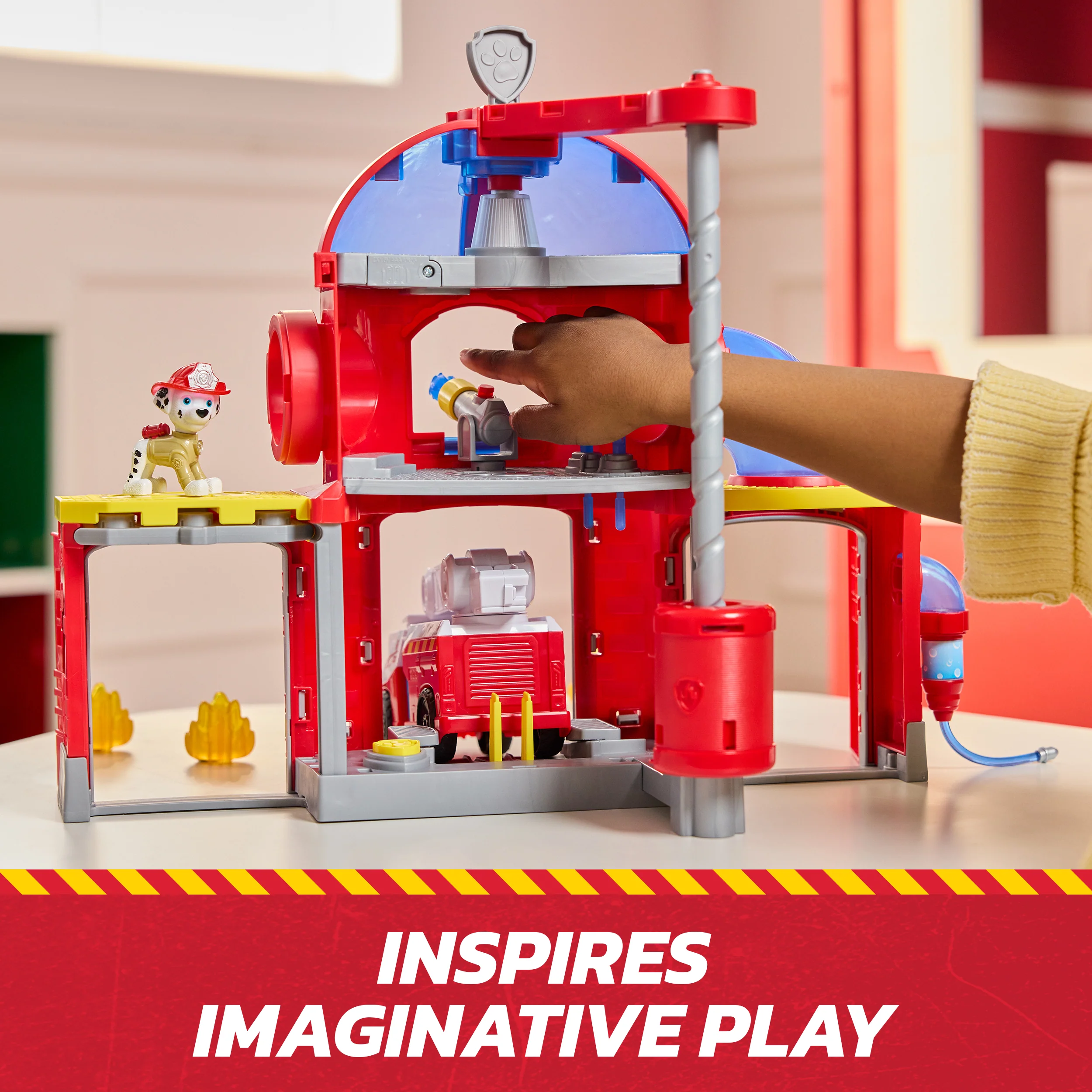 Paw Patrol Deluxe Fire Station Playset - Image 8