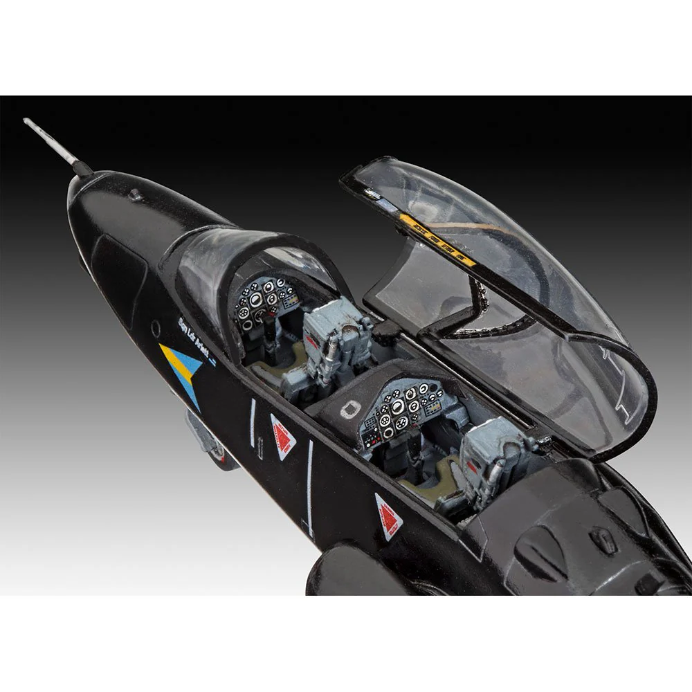 Revell 1/72 Model Set Bae Hawk T.1 - Image 3