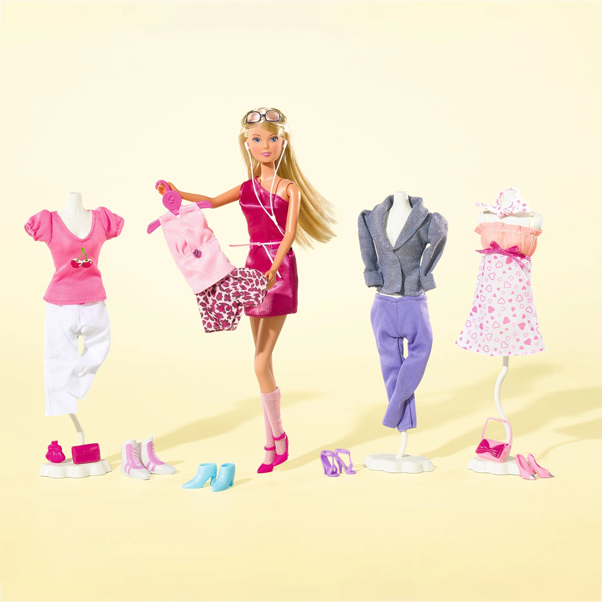 Steffi Love Mega Fashion Doll Set - Image 2