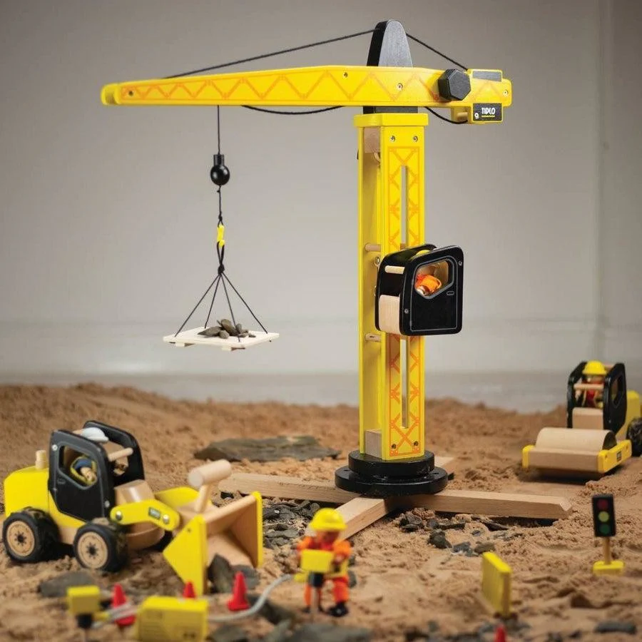 Tidlo 59cm Wooden Toy Tower Crane - Image 2
