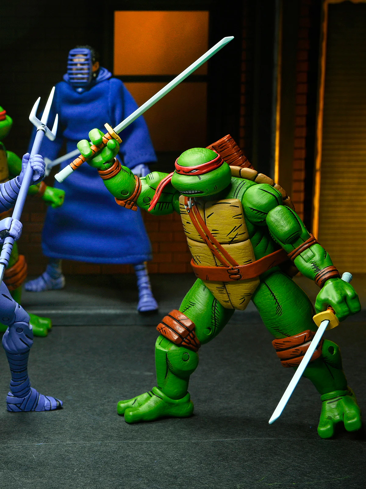 TMNT Mirage Comics Leonardo 7" Scale Action Figure - Image 4